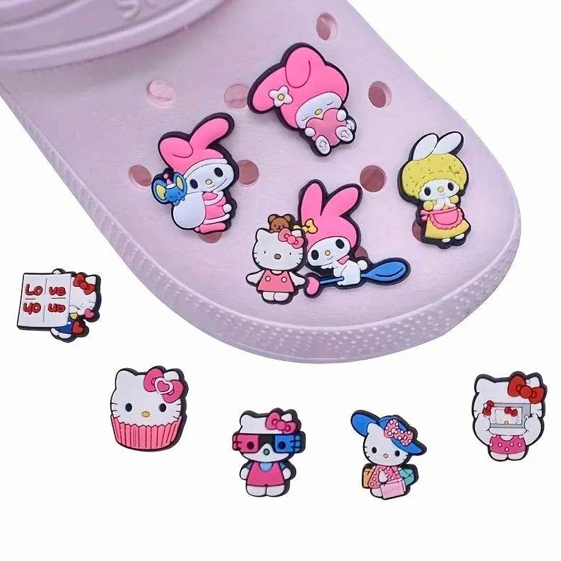 Sanrio Shoe Charms (6 Pack)